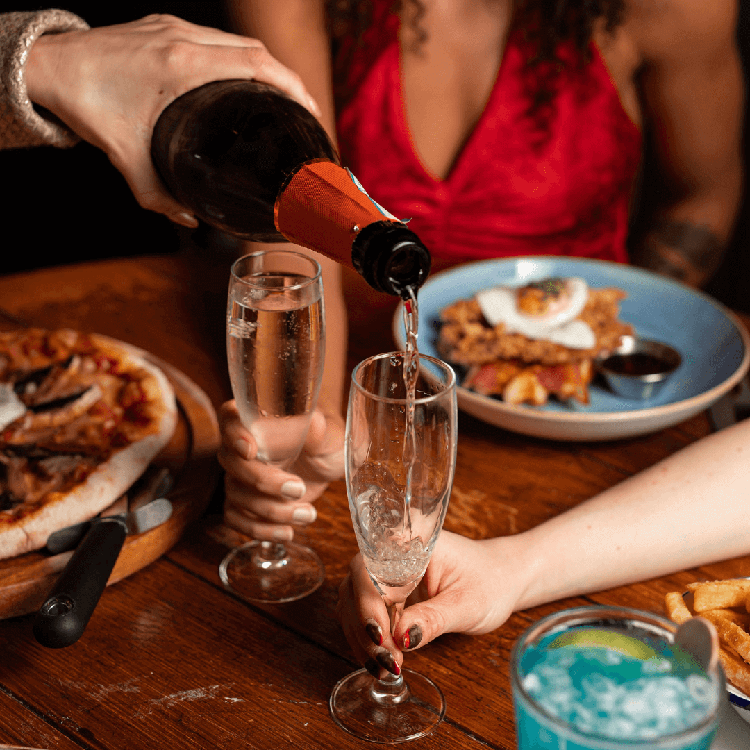 GLASS OF FIZZ